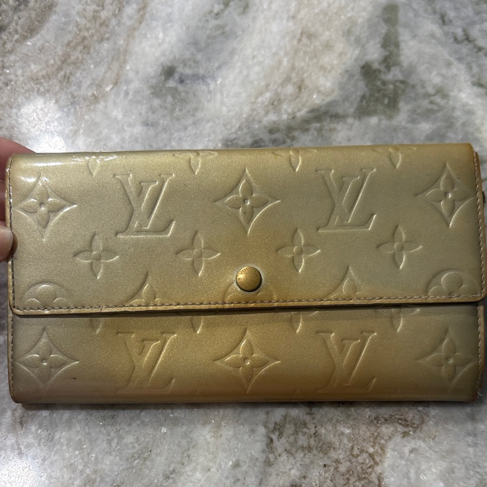 Louis Vuitton Vernis Monogram Wallet